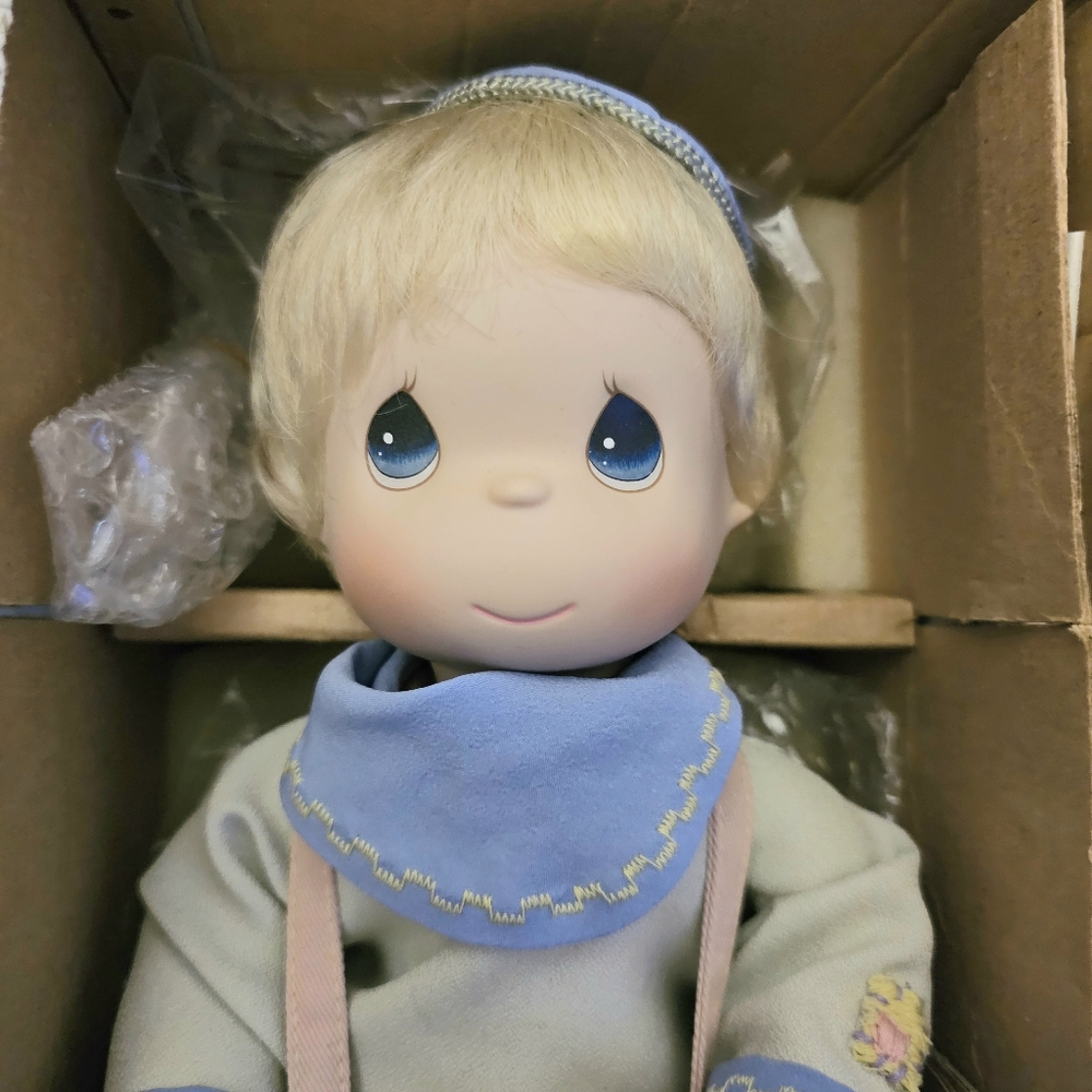[Precious Moments] Drummer Boy 12" Doll  "Come Let Us Adore Him" Collection - Picture 4 of 8
